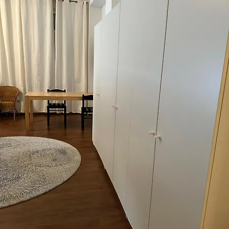 Апартаменты Lage Gemuetliche 45 Qm Stadtwohnung In *